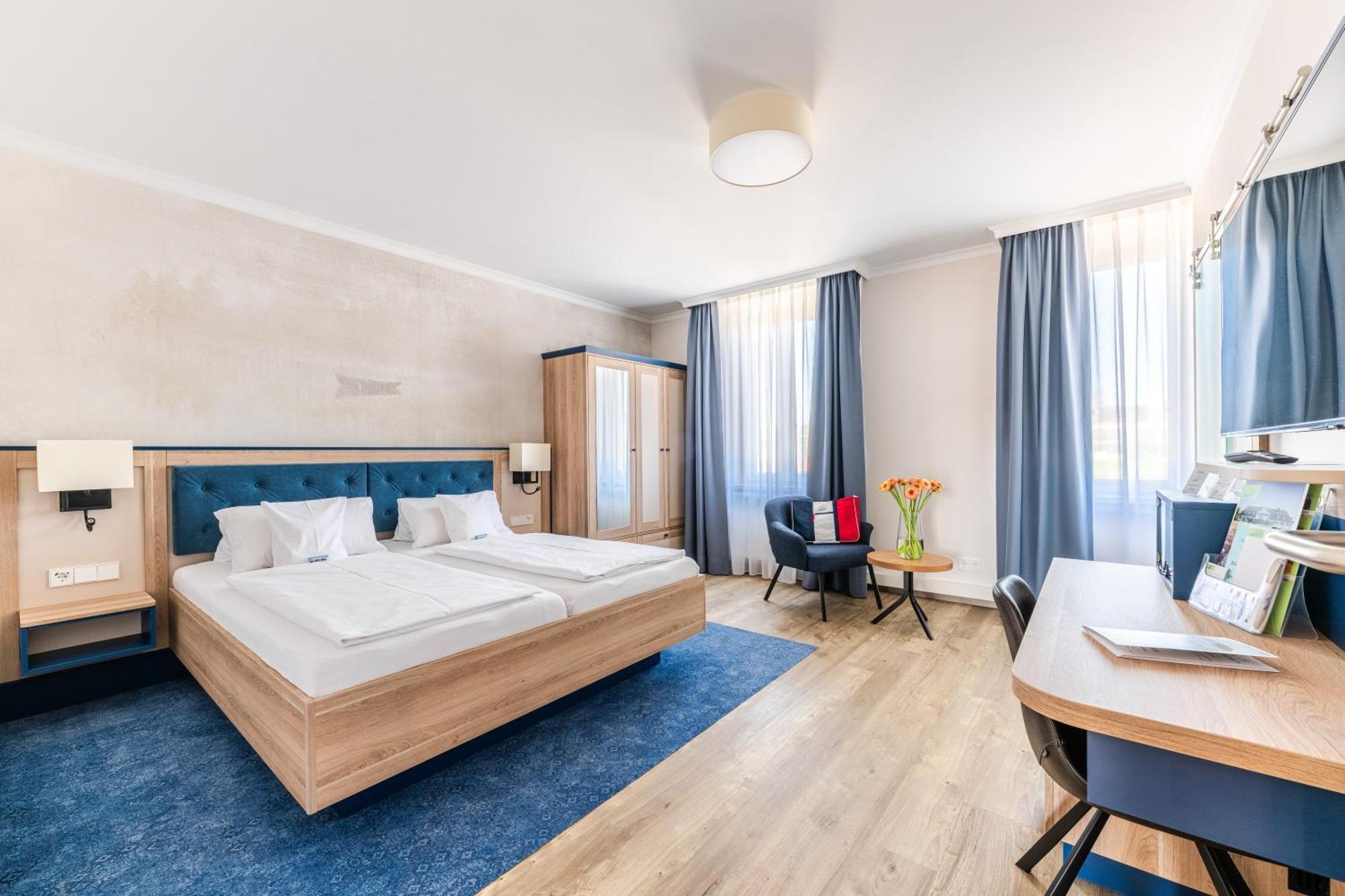 Strandhotel Loechnerhaus Đảo Đảo Reichenau Ngoại thất bức ảnh