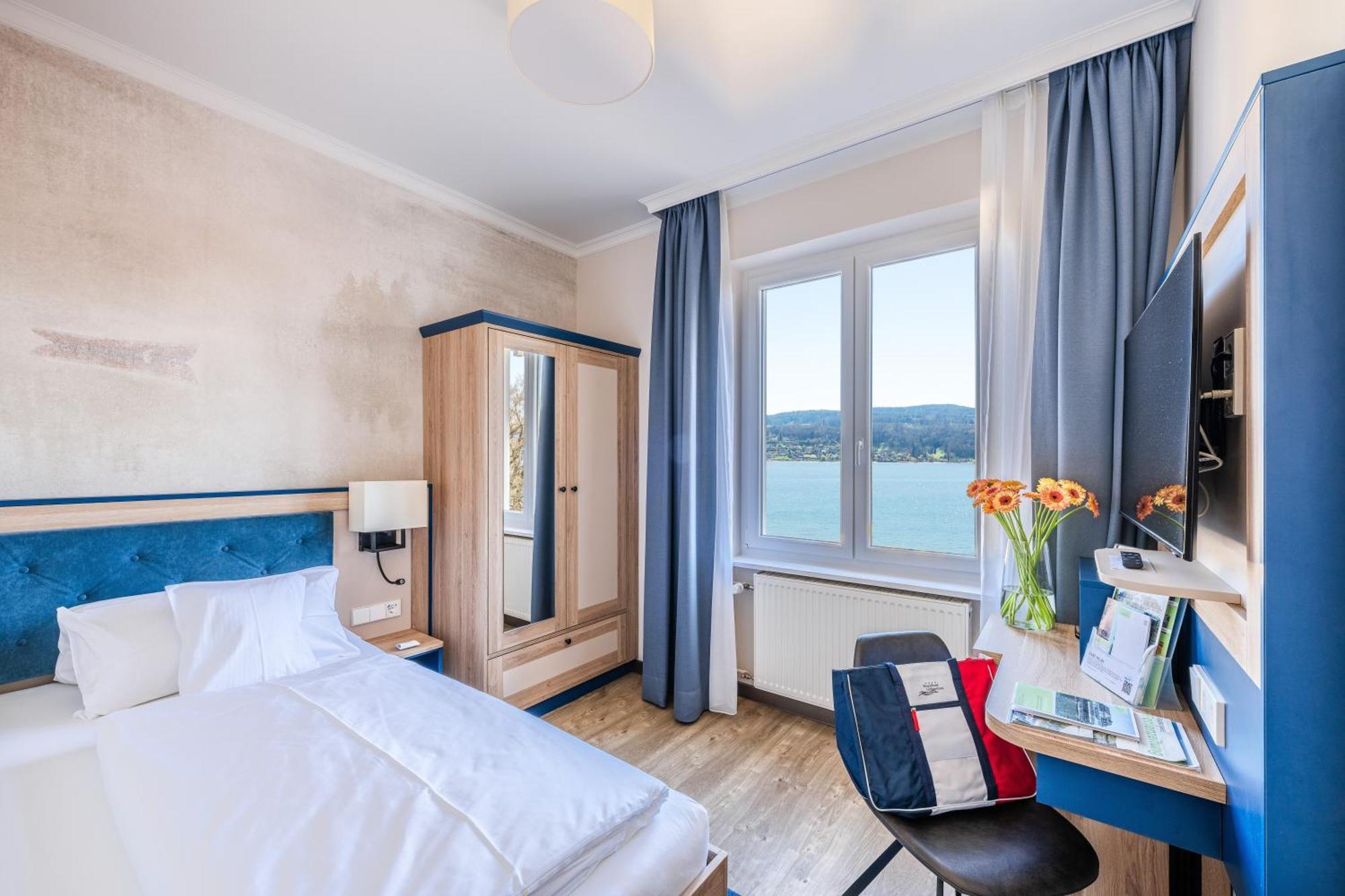 Strandhotel Loechnerhaus Đảo Đảo Reichenau Ngoại thất bức ảnh