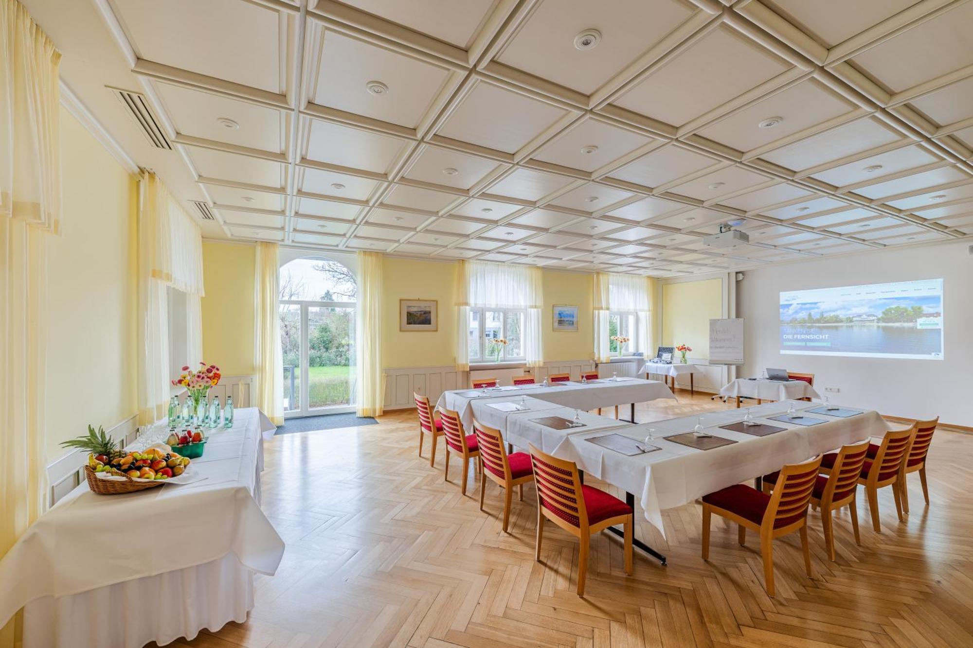 Strandhotel Loechnerhaus Đảo Đảo Reichenau Ngoại thất bức ảnh