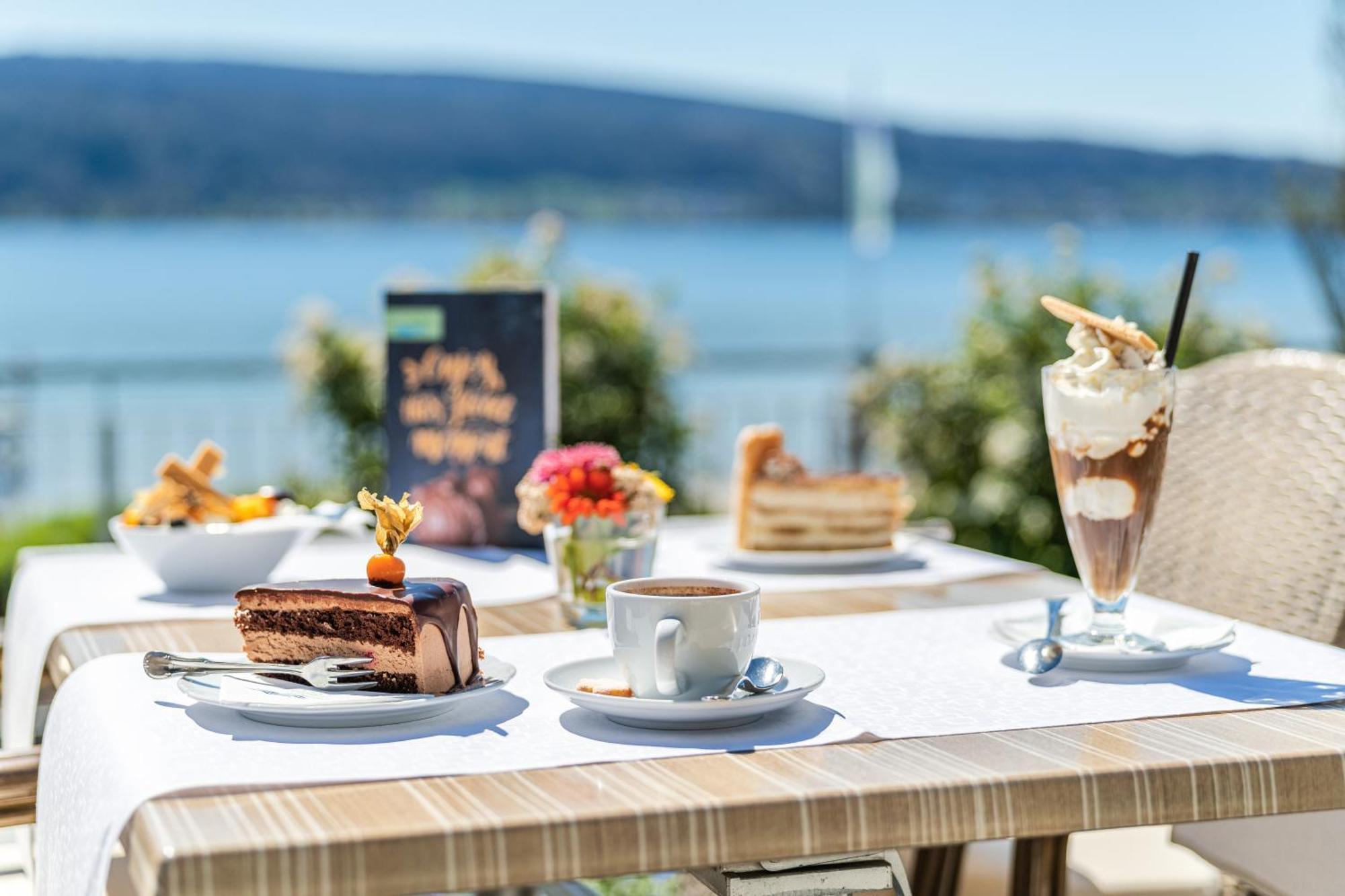 Strandhotel Loechnerhaus Đảo Đảo Reichenau Ngoại thất bức ảnh