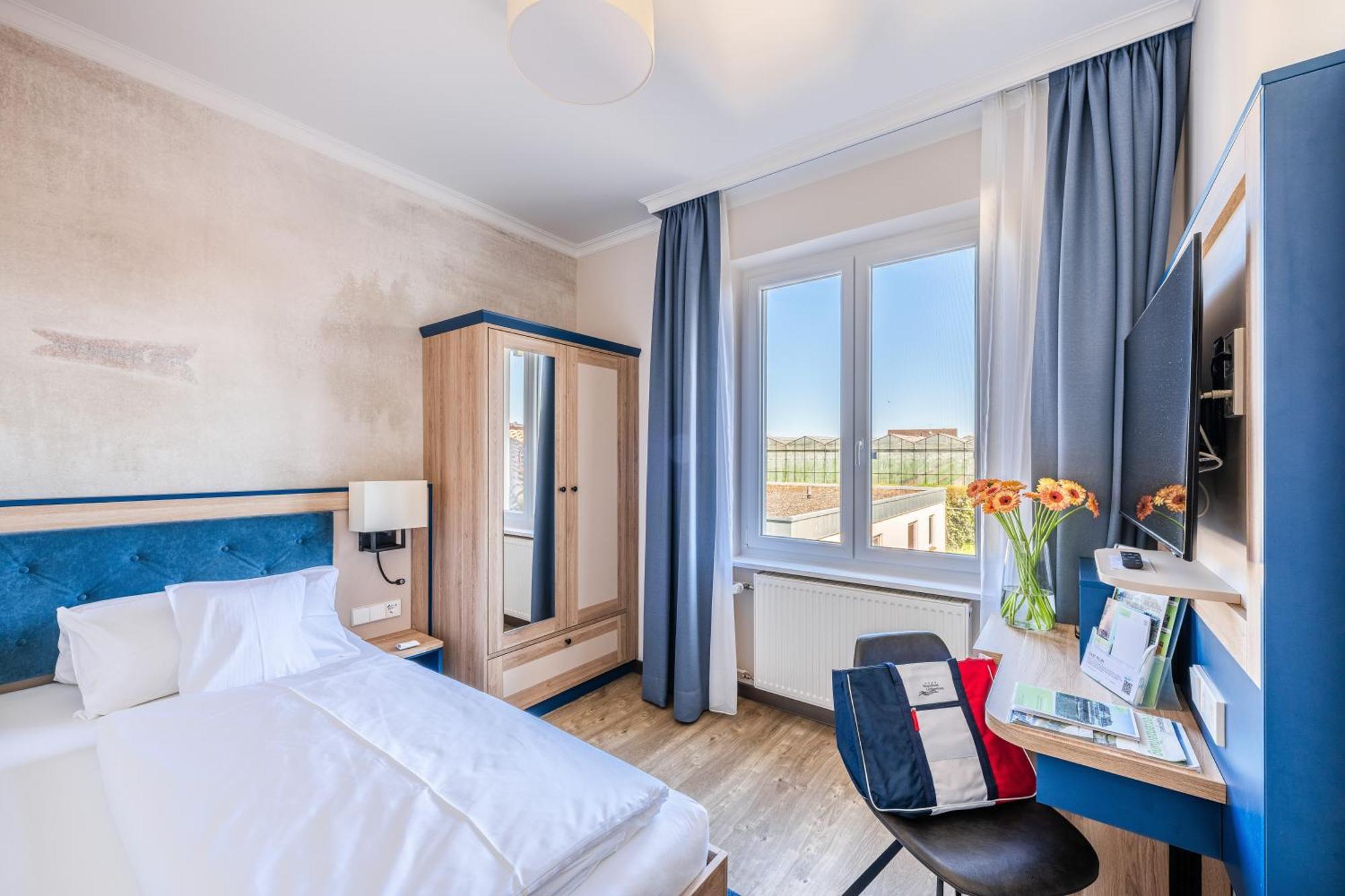 Strandhotel Loechnerhaus Đảo Đảo Reichenau Ngoại thất bức ảnh